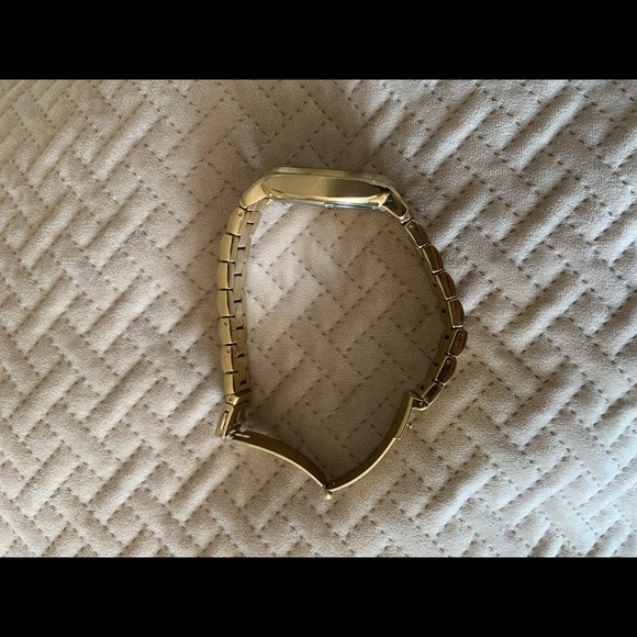Gold Fossil Watch - Picture 3 of 4